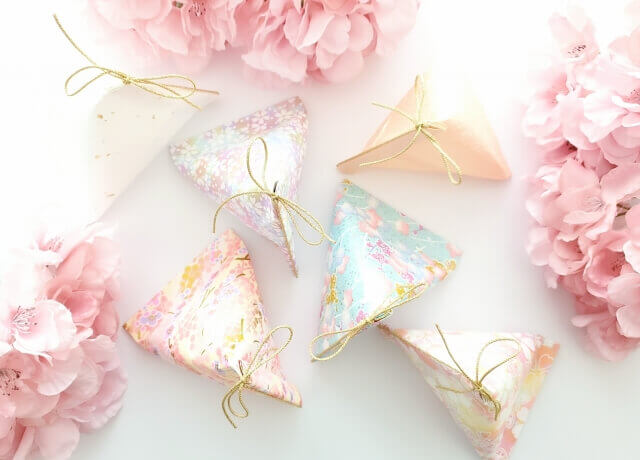 パステルカラーのパッケージのドラジェ