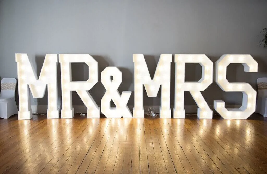 MR&MRSの電飾