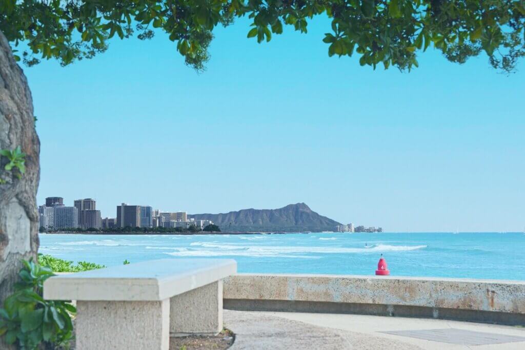 海外リゾートの海辺