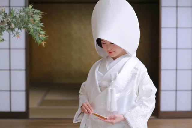 白無垢姿の新婦