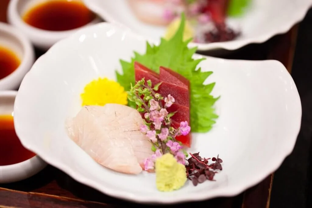 鯛とマグロのお刺身